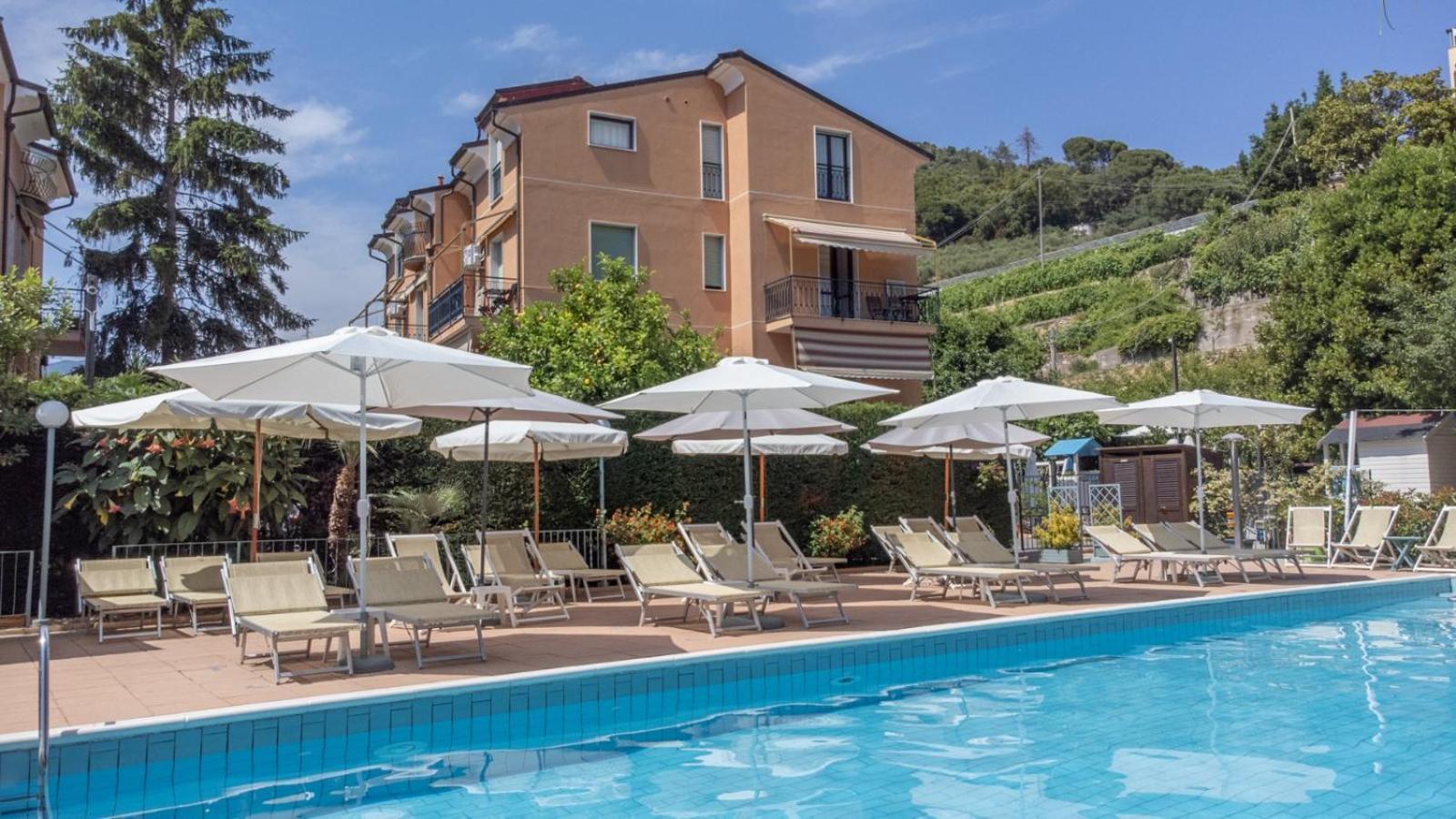 La Casa Del Gallo Pietra Ligure Dış mekan fotoğraf